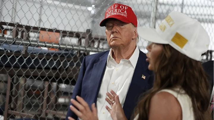 Donald Trump recorre ‘Alligator Alcatraz’, la nueva prisión migratoria en Florida