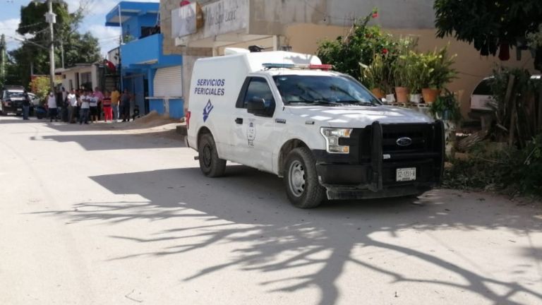 Feminicidio en Cancún Hombre mata a su esposa con cuchillo y comete suicidio en Cancún