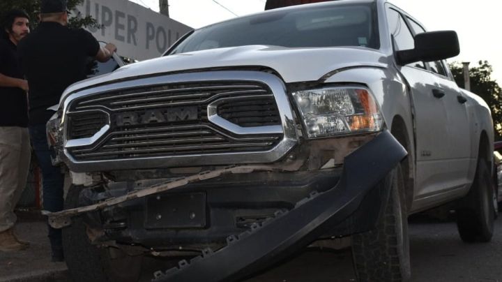 Oficial de la AMIC protagoniza accidente en Empalme; FGJE Sonora informa sobre daños