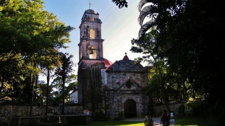 Hallan maleta con restos humanos cerca de una iglesia en Morelos; autoridades investigan