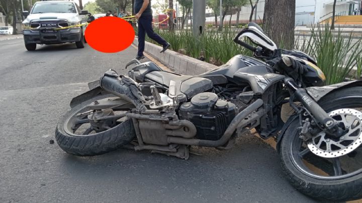 Era pasajera de moto por app: Accidente en Paseo de la Reforma deja una mujer muerta