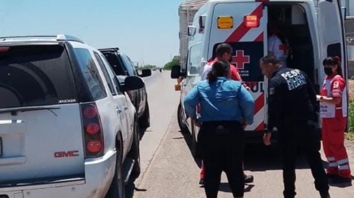Sonora: Mujer entra en labor de parto en plena vía pública; agentes de la PESP la auxilian