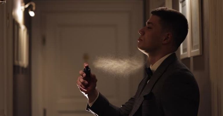 Descubre el Top 3 de perfumes que huelen más rico según la IA