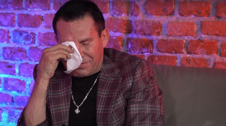 Julio César Chávez rompe en llanto al hablar de Julio César Chávez Jr. en televisión