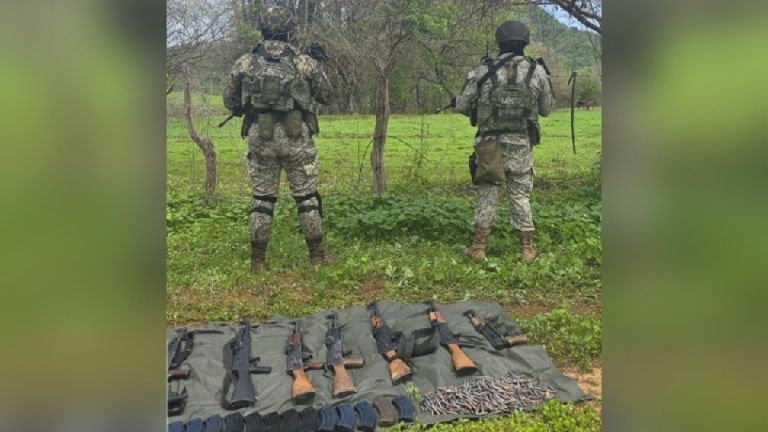 Enfrentamiento armado deja cinco detenidos y un arsenal asegurado en Concordia, Sinaloa