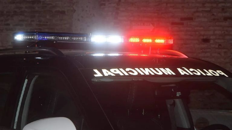 Violencia familiar Tres detenidos por golpear a mujer en su domicilio en Hermosillo