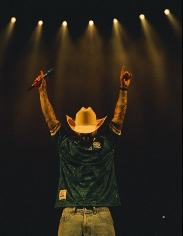 Maluma durante el concierto 