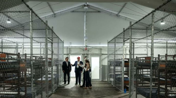 Sheinbaum confirma que 81 mexicanos están detenidos en 'Alligator Alcatraz' de Florida