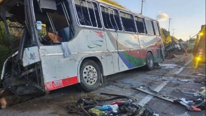 Código Rojo: Fuerte accidente en la autopista México-Tulancingo deja 17 víctimas