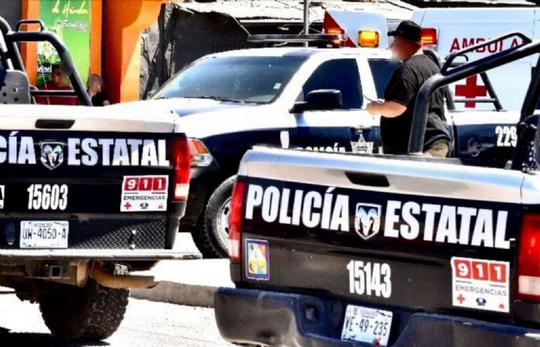 Oficiales de la Policía Estatal resguardaron la escena del crimen