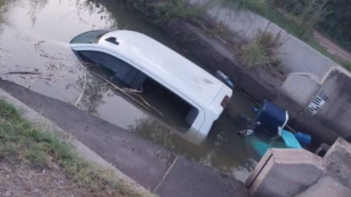 Tragedia en Sinaloa: Conductor cae con su camioneta a canal de riego y pierde la vida