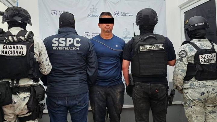 Detienen a policía municipal en Jalisco; lo acusan del brutal multihomicidio de una familia