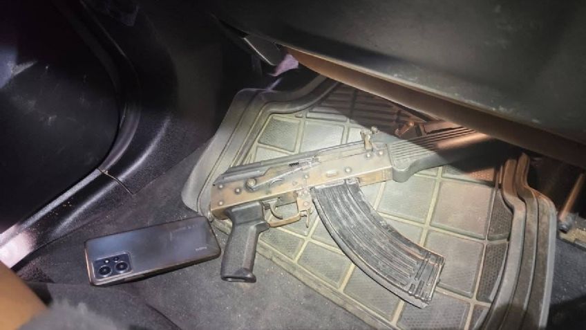 Menor de edad protagoniza persecución en Hermosillo; le aseguran armas y vehículo de lujo