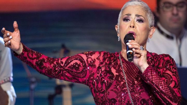 "Es insoportable": Eugenia León reaparece tras cirugía de emergencia; da trágica noticia