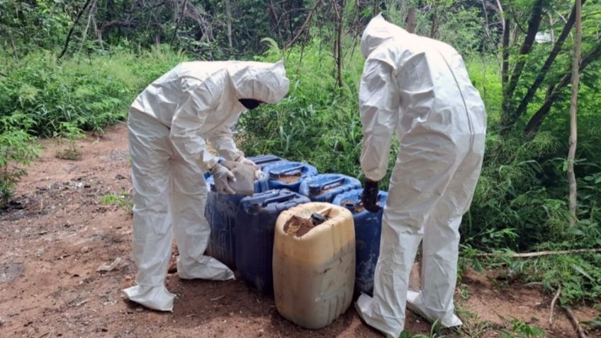 Autoridades de Sinaloa localizan almacenes con casi 4 mil litros de químicos para drogas