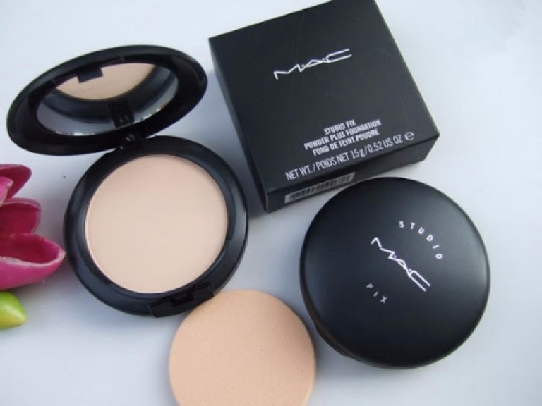 Polvo compacto en el mercado marca Mac