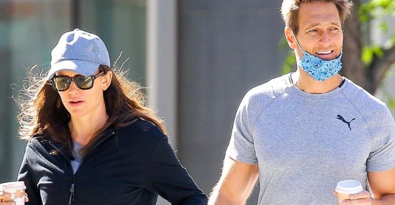 Jennifer Garner estaría comprometida con John Miller