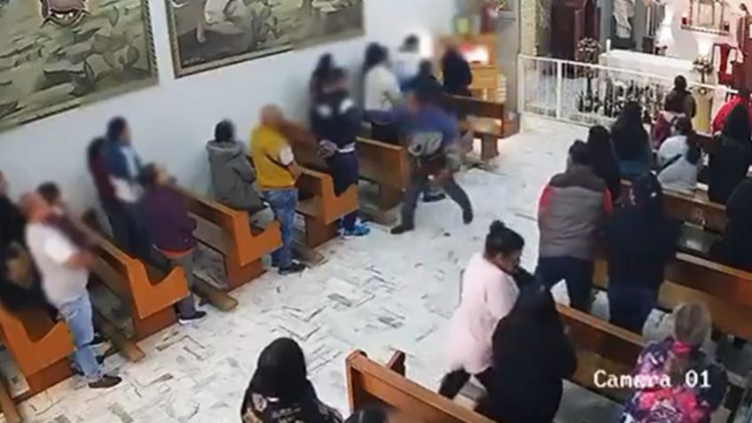 FUERTE VIDEO: Someten a sujeto que intentó apuñalar a un hombre en iglesia de Edomex