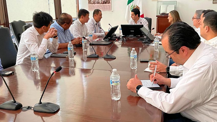 Representantes de la empresa Huawei visitan Sonora para presentar programas de energía digital