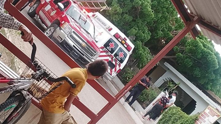 ¡Vive para contarlo! En Etchojoa, hombre recibe descarga eléctrica y sobrevive; viento causa accidente