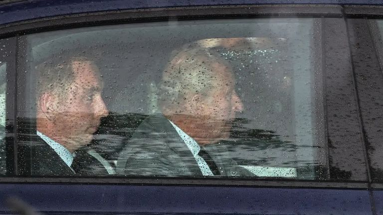 Aseguran que el Rey Carlos III está separado de su esposa 