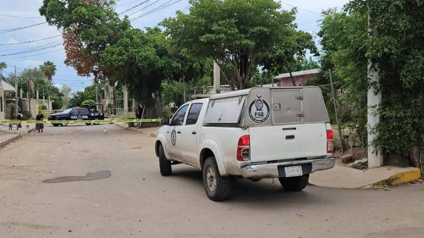 Sicarios persiguen a joven de 18 años y lo asesinan en un callejón al poniente de Culiacán