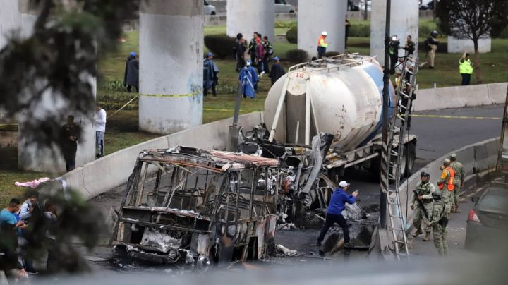 8 muertos por explosión de pipa, reaparece Peña Nieto en España y más noticias en el Top 3 México