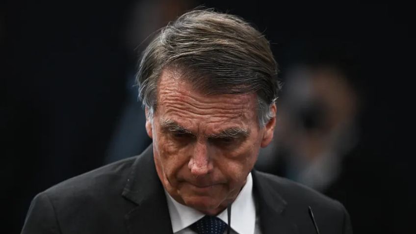 Justicia de Brasil da 27 años y 3 meses de cárcel a Bolsonaro por intento de golpe de Estado