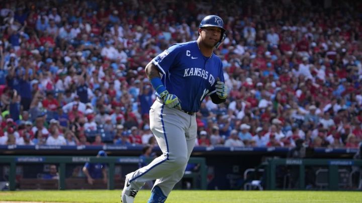 Kansas City Royals dan paliza a los Philadelphia Phillies; Salvador Pérez se va con 5 producidas