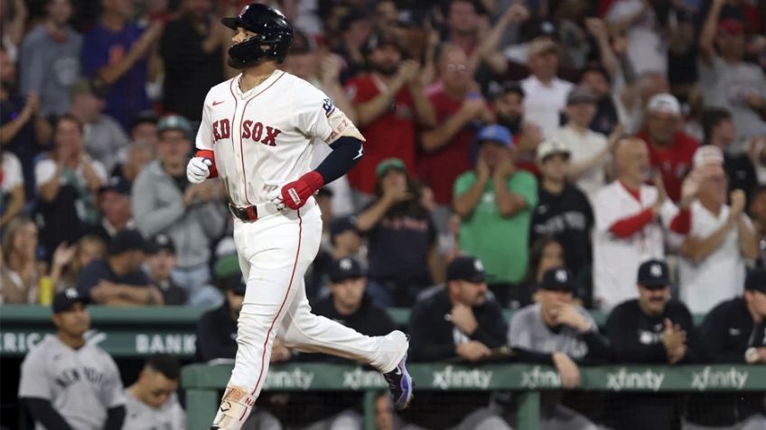 Los Red Sox madrugan y derrotan a los Yankees para evitar la limpia en la serie