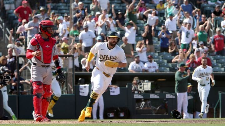 Los Red Sox tropiezan ante Athletics y se complican sus aspiraciones de playoffs