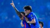 Foto ilustrativa de la nota titulada: Cruz Azul le quita lo 'Bravo' a Juárez y se consolida como el superlíder del Apertura 2025