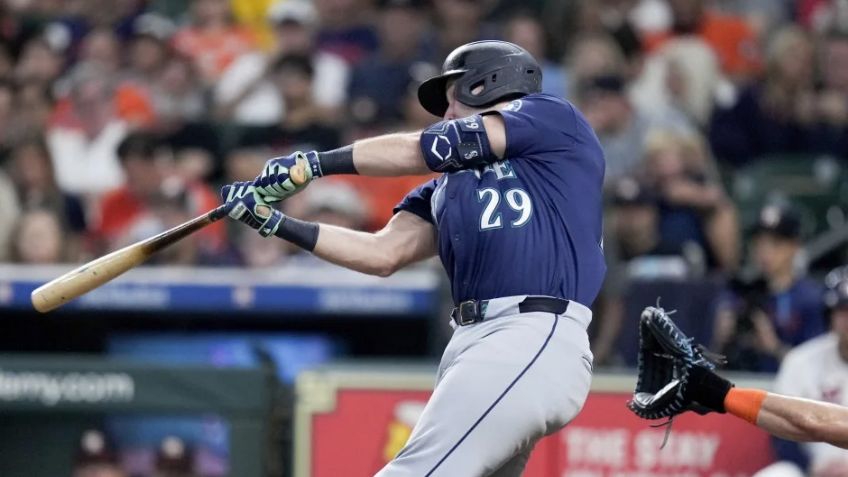 Cal Raleigh hace historia en victoria de Seattle Mariners ante Houston Astros