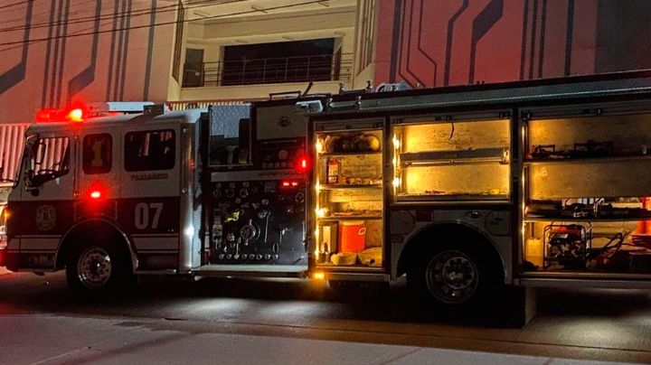 Con amenazas y fuego, desconocido saca a hombre de vivienda invadida en Nogales