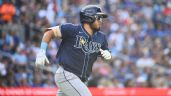 Foto ilustrativa de la nota titulada: Jonathan Aranda se vuela la barda pero no evita la caída de los Rays ante los Blue Jays