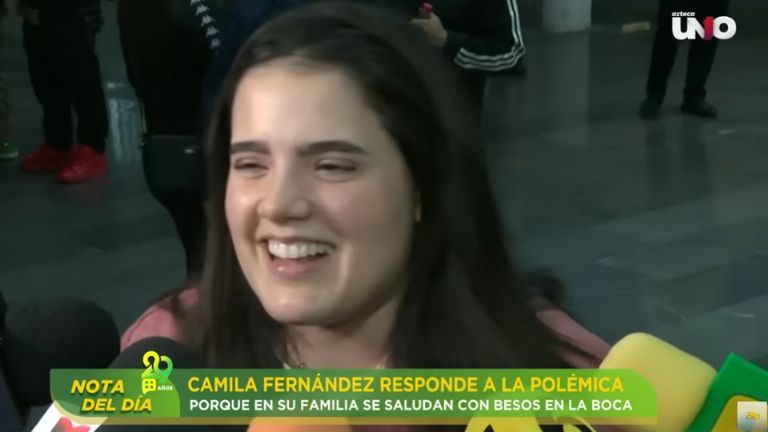 Camilia Fernández defiende los besos en la boca entre su familia