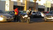 Foto ilustrativa de la nota titulada: Conductor ignora el alto y causa choque en Ciudad Obregón; hay un motociclista lesionado