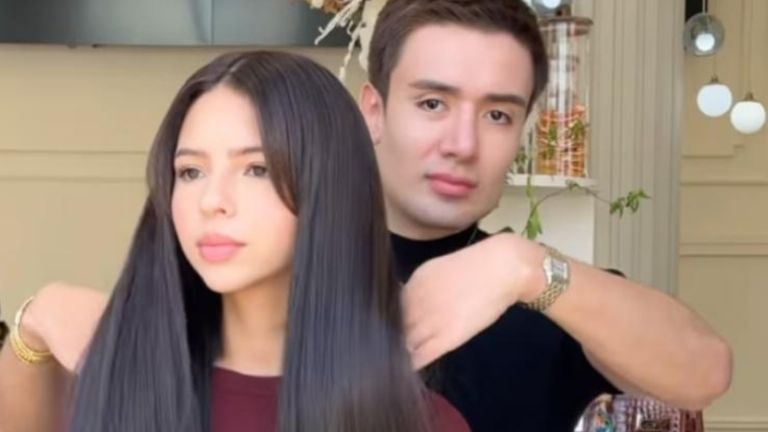 Con Ángela Aguilar