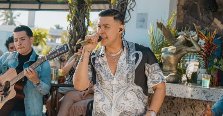 'El Yaki' cantante del regional mexicano 