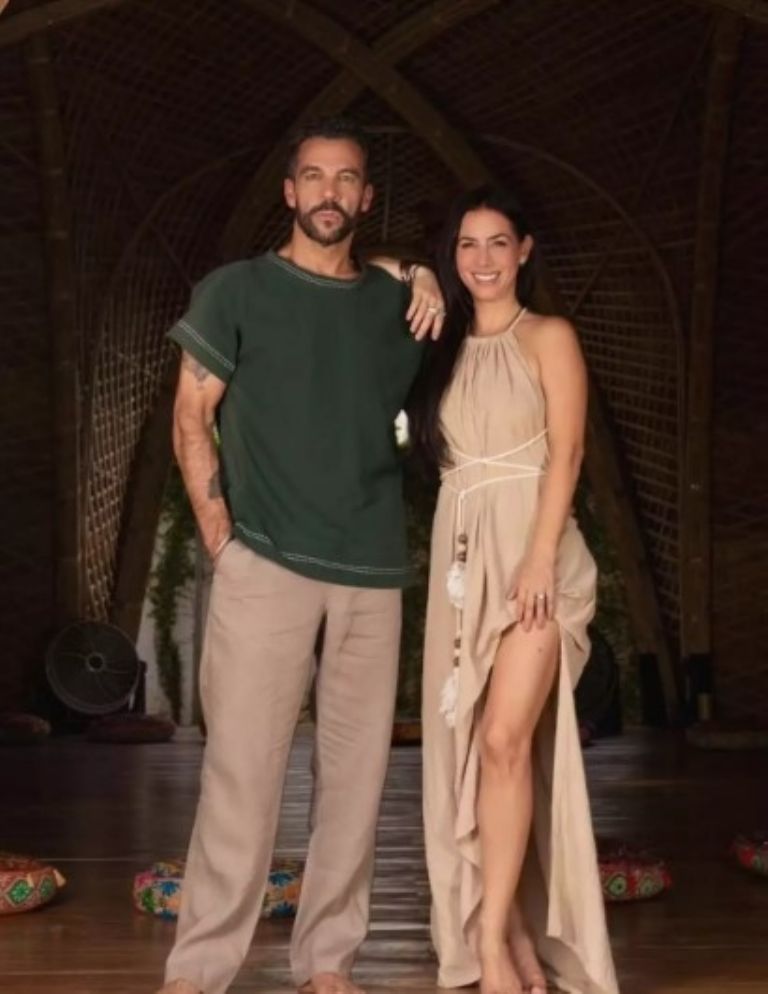 La actriz asegura que no es víctima de violencia 