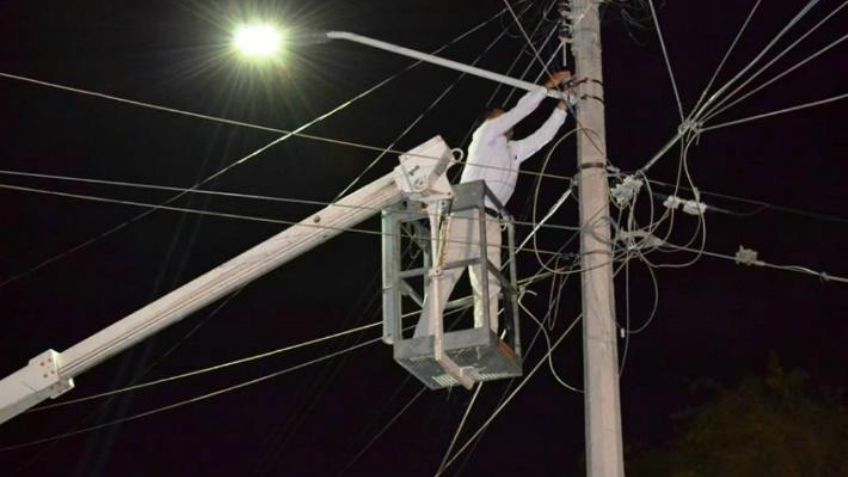 Colonias en el Puerto de Guaymas en total oscuridad,  alumbrado público ‘fundido’