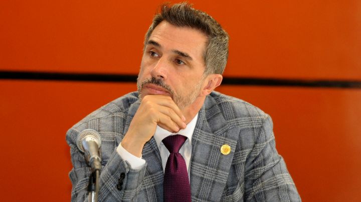 Sergio Mayer reacciona a la historia de Issabela Camil con Luis Miguel: "No me interesa"