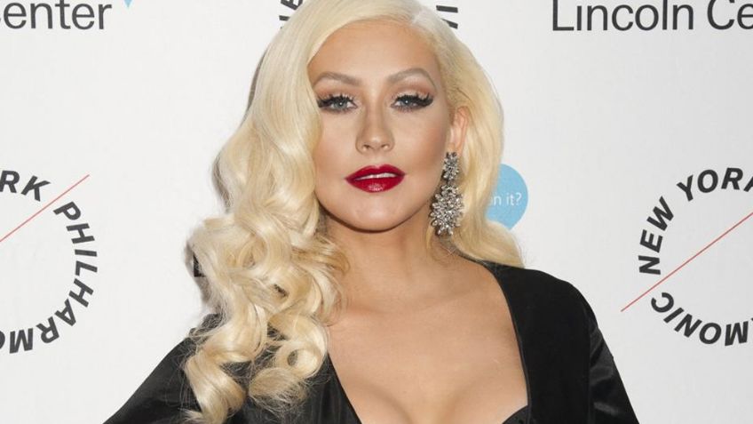 Christina Aguilera alegra el 2020 con una nueva versión de 'Reflection' y causa euforia