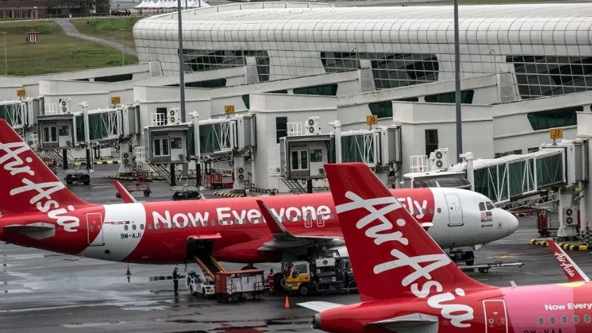 Aerolíneas del mundo cancelan vuelos a China por brote de coronavirus