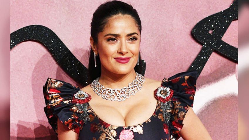 Escotazo de Salma Hayek en Globos de Oro desata rumor de aumento de senos