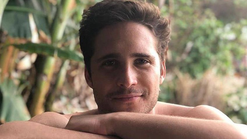 FOTO: Desde la playa, Diego Boneta disfruta del éxito de 'Luis Miguel, la serie 2'