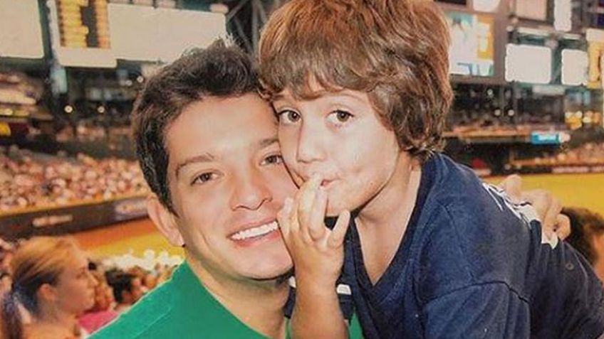 ¡Guapo y talentoso! Así luce Tristán, el hijo del cantante Yahir, a sus 22 años de edad