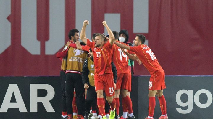 Macedonia hace historia de la mano de Pandev: Irán por primera vez a una Eurocopa