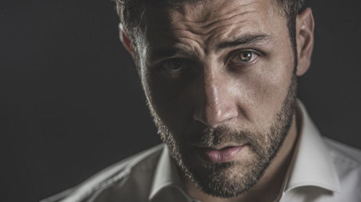 Famoso galán de Televisa revela que sobrevivió la pandemia junto amigas con derecho