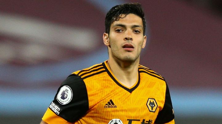 Raúl Jiménez vuelve con la manada: El mexicano visitó a sus compañeros Wolves